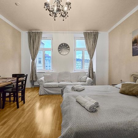 Davidov Stays Danube Wenen Buitenkant foto